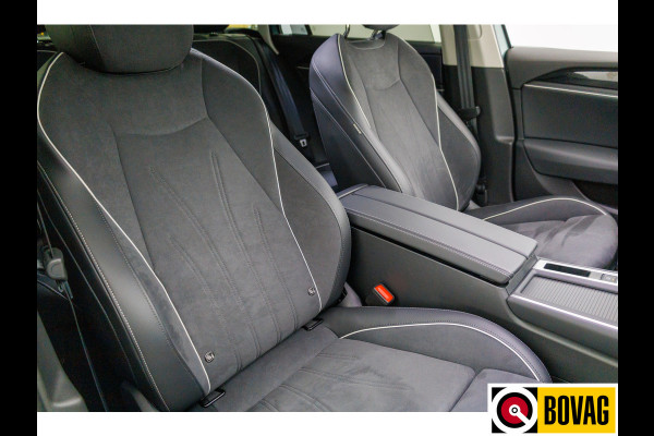 Volkswagen Passat Variant 1.5 eHybrid Business 204 PK | Facelift | Travel assist | Stoel &stuurverw. | Elec. klep | Ergo Active stoel met massage, Adaptieve cruise, Camera, Sfeerverlichting