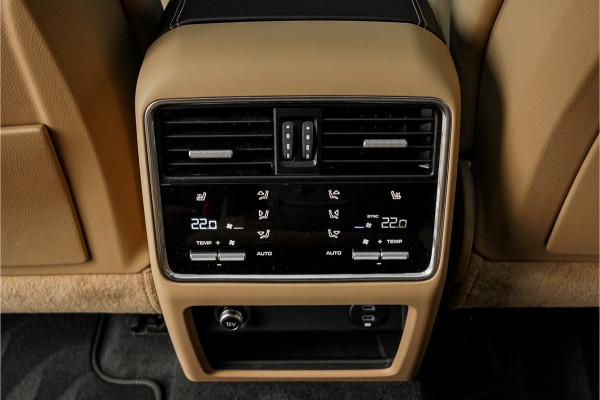 Porsche Cayenne Coupé 3.0 E-Hybrid Platinum Luchtvering ACC 22" Elek Trekhaak