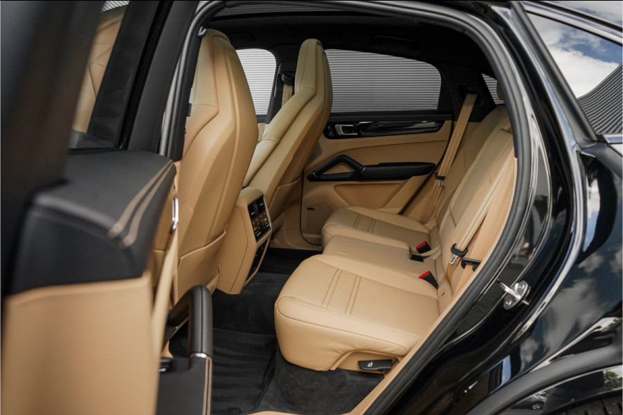 Porsche Cayenne Coupé 3.0 E-Hybrid Platinum Luchtvering ACC 22" Elek Trekhaak