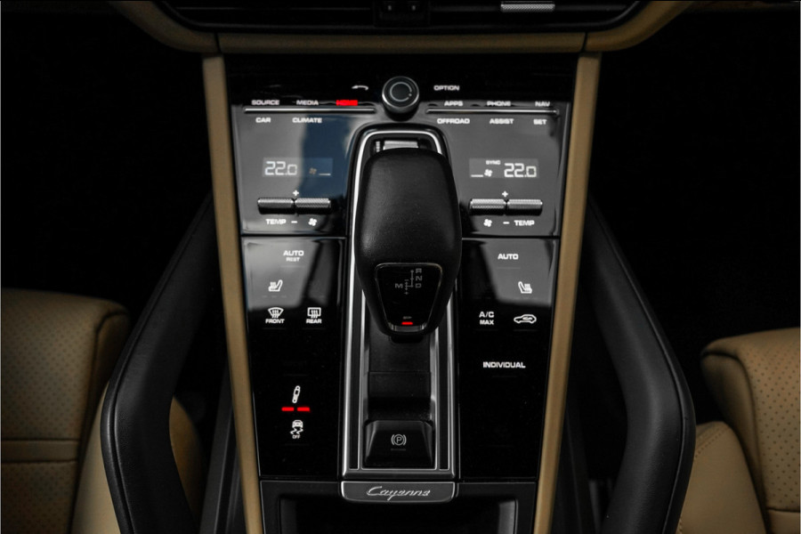 Porsche Cayenne Coupé 3.0 E-Hybrid Platinum Luchtvering ACC 22" Elek Trekhaak
