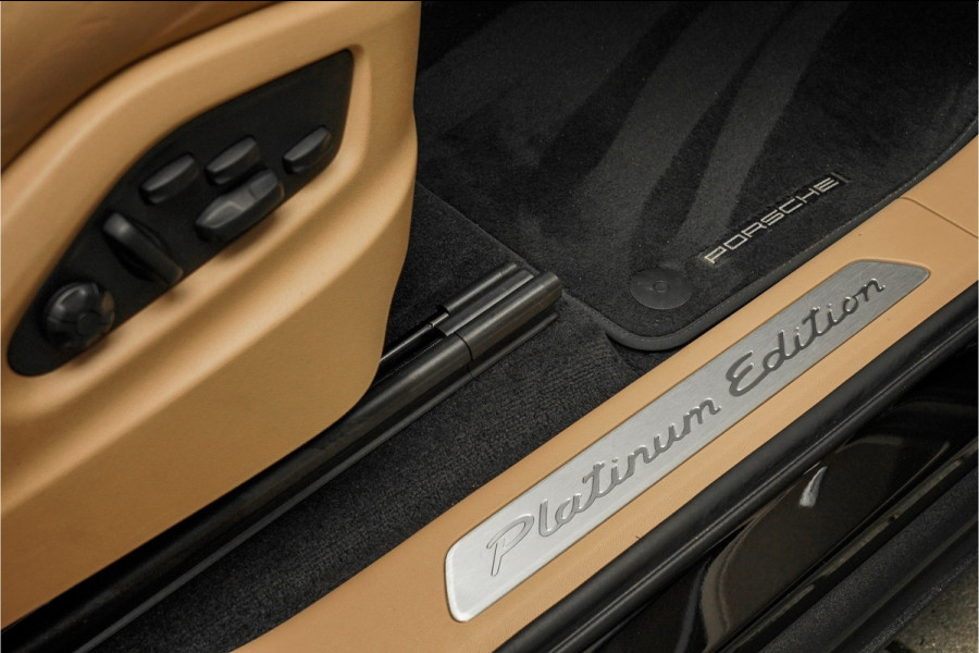Porsche Cayenne Coupé 3.0 E-Hybrid Platinum Luchtvering ACC 22" Elek Trekhaak
