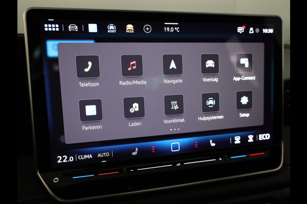 Volkswagen Tiguan 1.5 eHybrid R-Line Edition 204 PK PHEV | Verlengde garantie | Panorama dak | Trekhaak | Black Style | Stoel - en stuurverwarming |