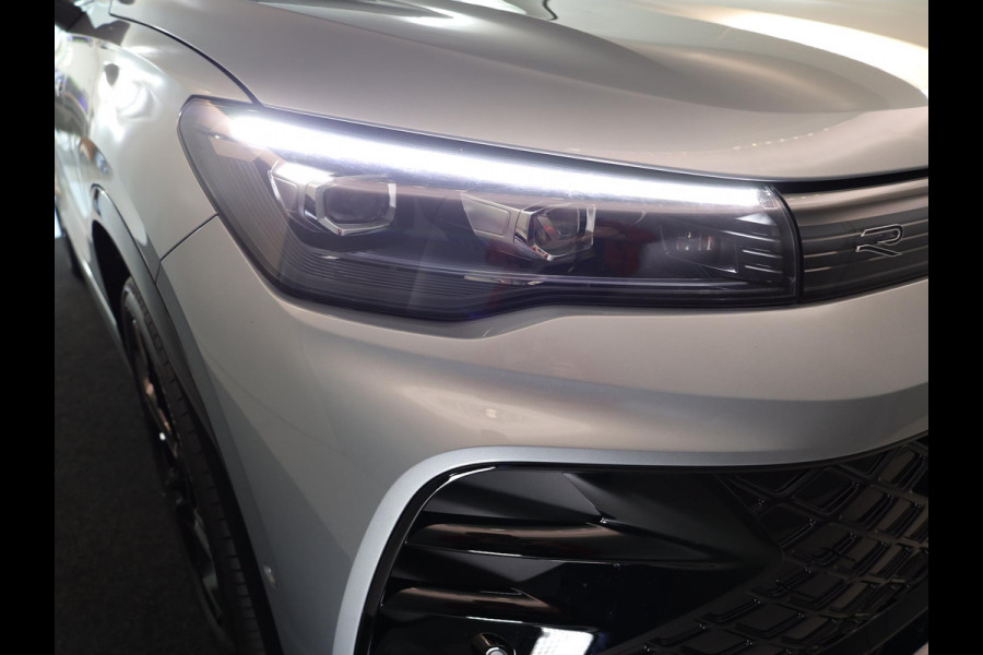 Volkswagen Tiguan 1.5 eHybrid R-Line Edition 204 PK PHEV | Verlengde garantie | Panorama dak | Trekhaak | Black Style | Stoel - en stuurverwarming |