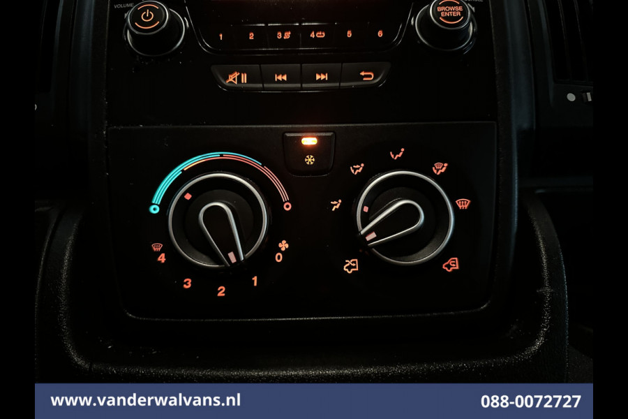Peugeot Boxer 2.2 BlueHDi 141pk Bakwagen Laadklep Euro6 Airco | Cruisecontrol Bijrijdersbank