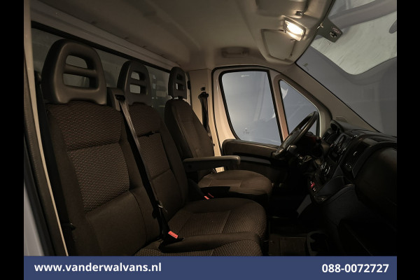 Peugeot Boxer 2.2 BlueHDi 141pk Bakwagen Laadklep Euro6 Airco | Cruisecontrol Bijrijdersbank