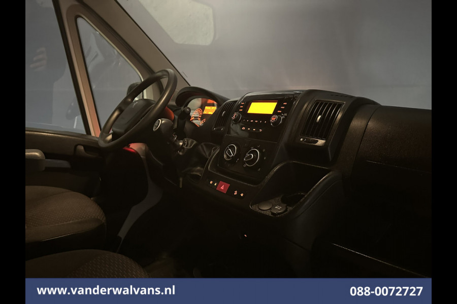 Peugeot Boxer 2.2 BlueHDi 141pk Bakwagen Laadklep Euro6 Airco | Cruisecontrol Bijrijdersbank