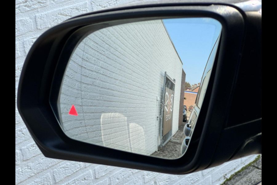Mercedes-Benz V-Klasse 300d L3 Avantgarde AMG 360 Camera Burmester Groot scherm Adaptieve cruise