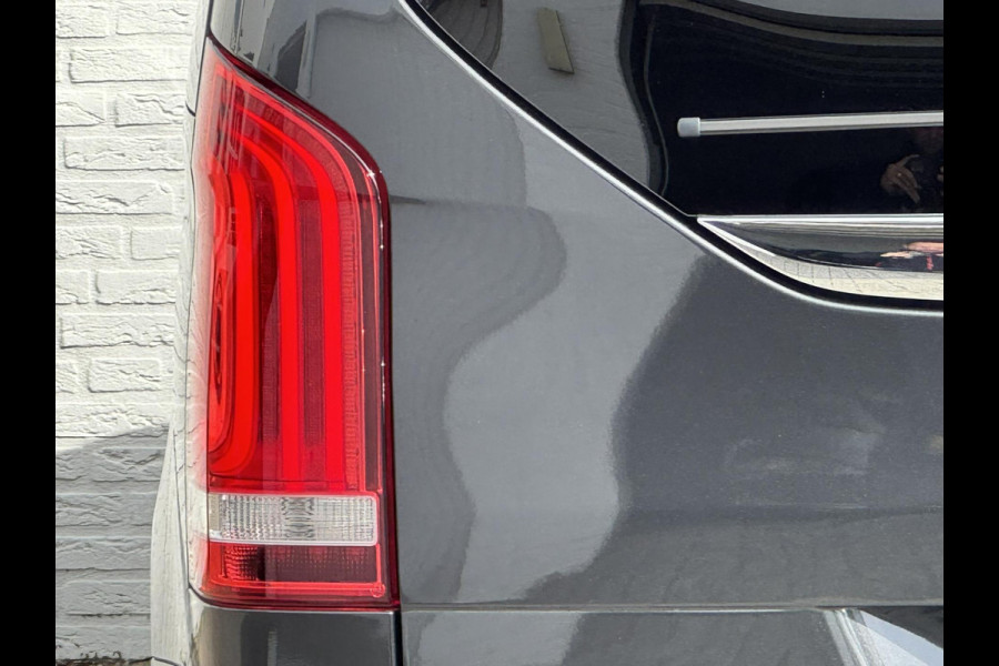 Mercedes-Benz V-Klasse 300d L3 Avantgarde AMG 360 Camera Burmester Groot scherm Adaptieve cruise
