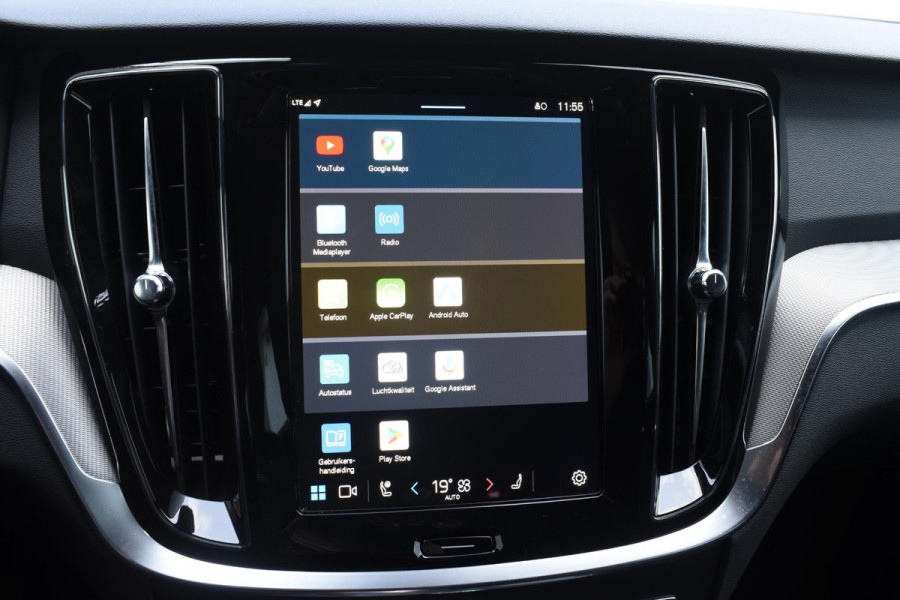 Volvo V60 T6 350PK Automaat Plus Dark / Navigatie / 360 Camera / Harman Kardon / Stuur & Stoelverwarming / LM Velgen / Trekhaak
