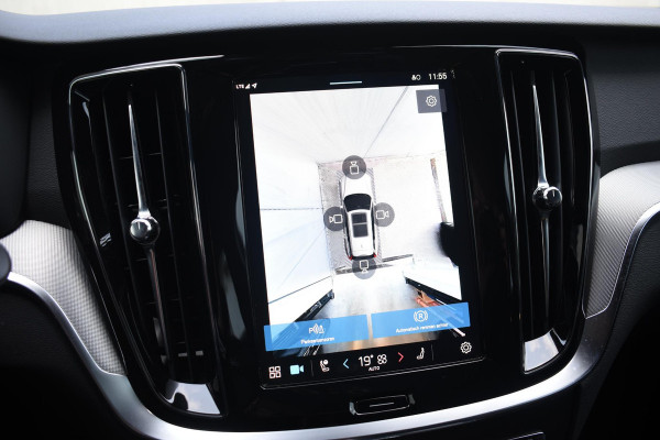 Volvo V60 T6 350PK Automaat Plus Dark / Navigatie / 360 Camera / Harman Kardon / Stuur & Stoelverwarming / LM Velgen / Trekhaak