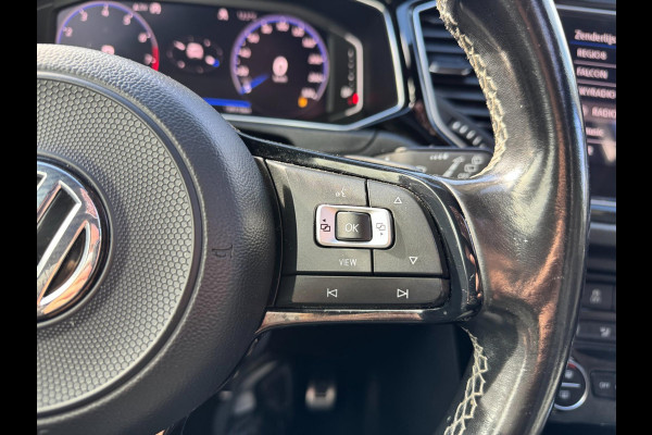 Volkswagen T-Roc 2.0 TSI 4Motion R 300 PK AKRAPOVIC Panorama Camera