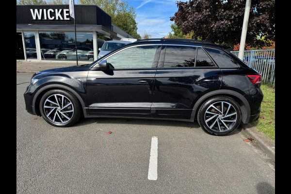 Volkswagen T-Roc 2.0 TSI 4Motion R 300 PK AKRAPOVIC Panorama Camera