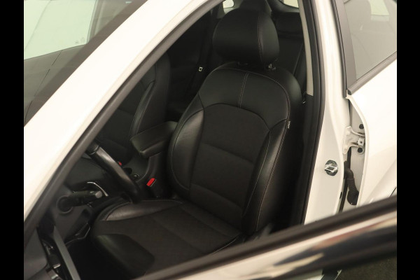Kia Niro 1.6 GDi PHEV DynamicLine | Adaptive cruise | Half leder | Camera | Carplay | Navigatie | Climate control | Parkeerhulp