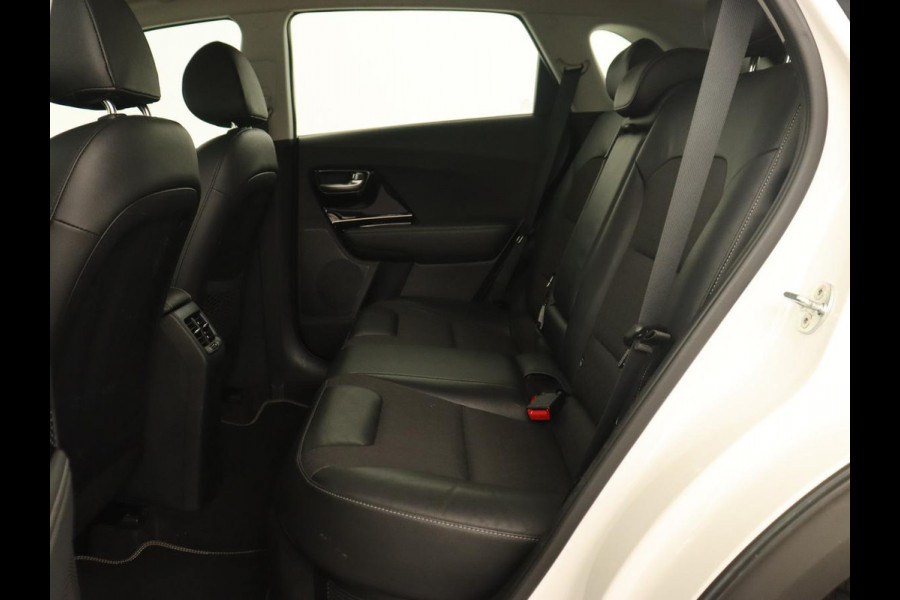 Kia Niro 1.6 GDi PHEV DynamicLine | Adaptive cruise | Half leder | Camera | Carplay | Navigatie | Climate control | Parkeerhulp