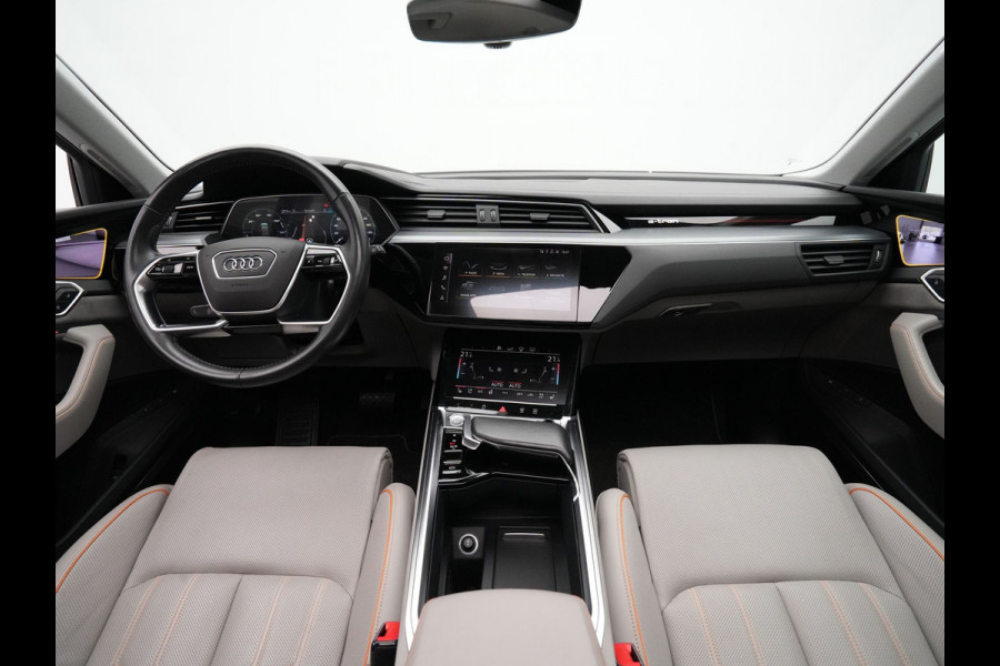 Audi e-tron 55 quattro 408pk advanced Pro Line Plus 95 kWh Panorama Navigatie Camera Bang & Olufsen Trekhaak