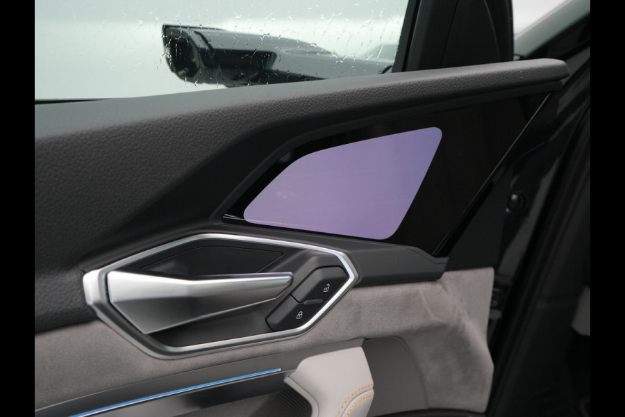 Audi e-tron 55 quattro 408pk advanced Pro Line Plus 95 kWh Panorama Navigatie Camera Bang & Olufsen Trekhaak