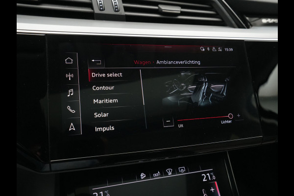 Audi e-tron 55 quattro 408pk advanced Pro Line Plus 95 kWh Panorama Navigatie Camera Bang & Olufsen Trekhaak