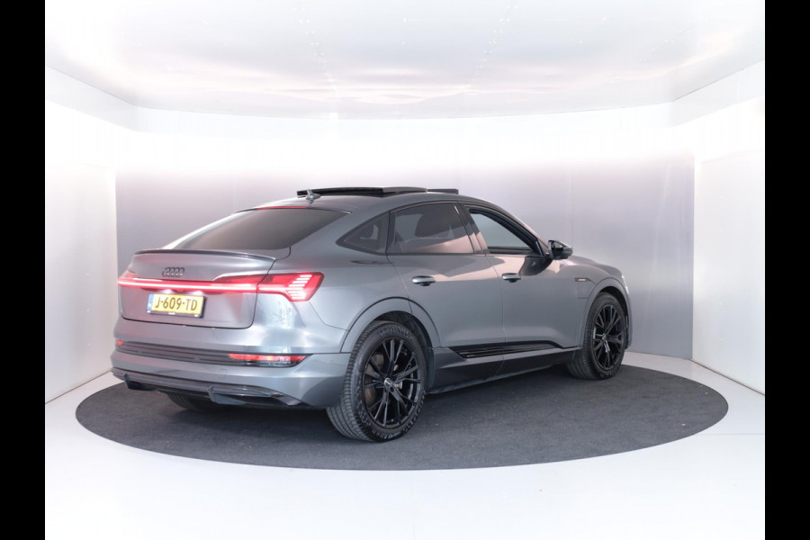 Audi e-tron Sportback 55 quattro S edition 95 kWh 408pk | Panoramadak | Afneembare trekhaak | Matrix Led koplampen | Parkeer camera achter