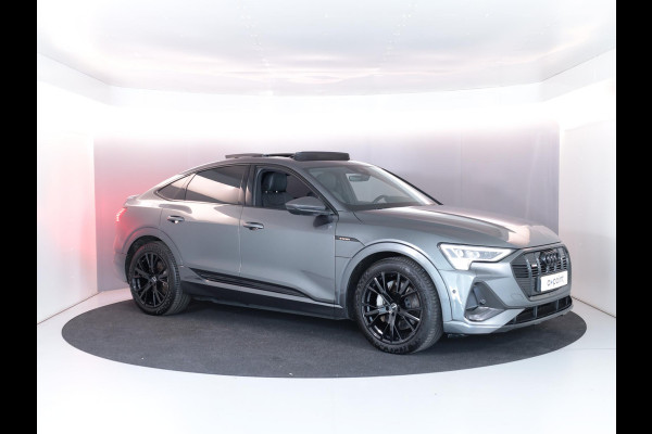 Audi e-tron Sportback 55 quattro S edition 95 kWh 408pk | Panoramadak | Afneembare trekhaak | Matrix Led koplampen | Parkeer camera achter