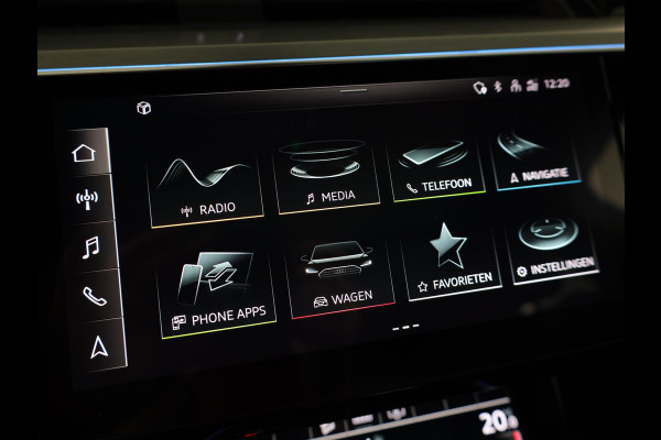 Audi e-tron Sportback 55 quattro S edition 95 kWh 408pk | Panoramadak | Afneembare trekhaak | Matrix Led koplampen | Parkeer camera achter