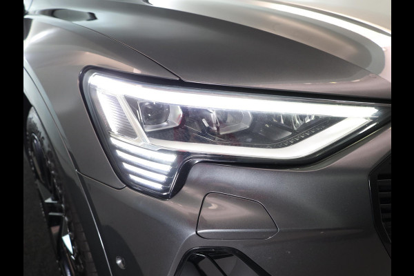Audi e-tron Sportback 55 quattro S edition 95 kWh 408pk | Panoramadak | Afneembare trekhaak | Matrix Led koplampen | Parkeer camera achter