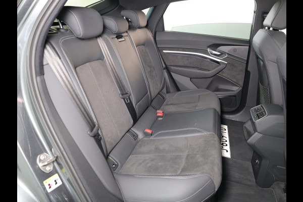 Audi e-tron Sportback 55 quattro S edition 95 kWh 408pk | Panoramadak | Afneembare trekhaak | Matrix Led koplampen | Parkeer camera achter