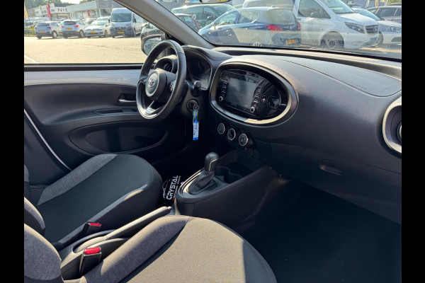 Toyota Aygo X 1.0 VVT-i S-CVT Automaat Camera Led Lane assist 2022