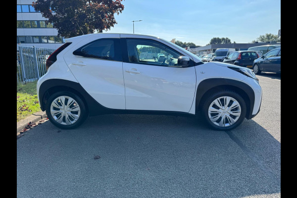 Toyota Aygo X 1.0 VVT-i S-CVT Automaat Camera Led Lane assist 2022