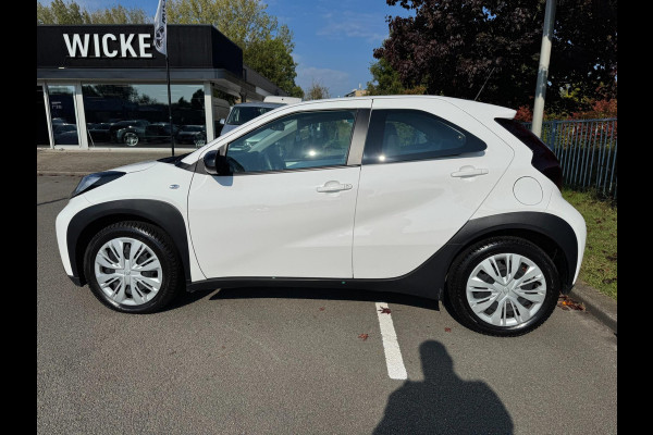 Toyota Aygo X 1.0 VVT-i S-CVT Automaat Camera Led Lane assist 2022