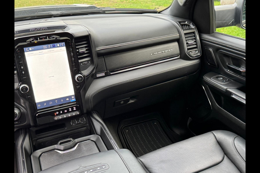RAM 1500 5.7 V8 Limited Night Widebody Carway Edition