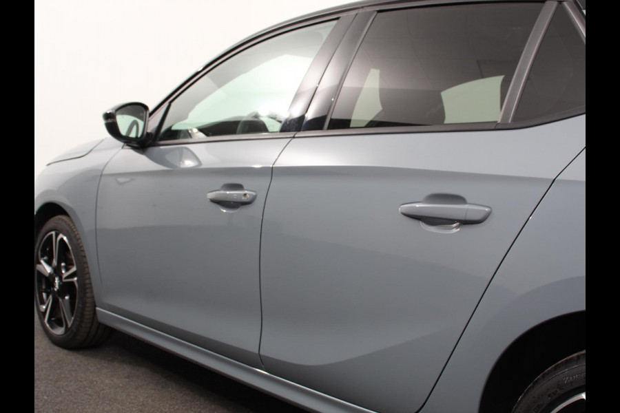 Opel Corsa 1.2 Turbo 136pk Hybrid Automaat GS | Navigatie | Apple Carplay/Android Auto | Digitale Cockpit | Camera | Parkeer sensoren | Airco | Lichtmetalen Velgen | Cruise Control
