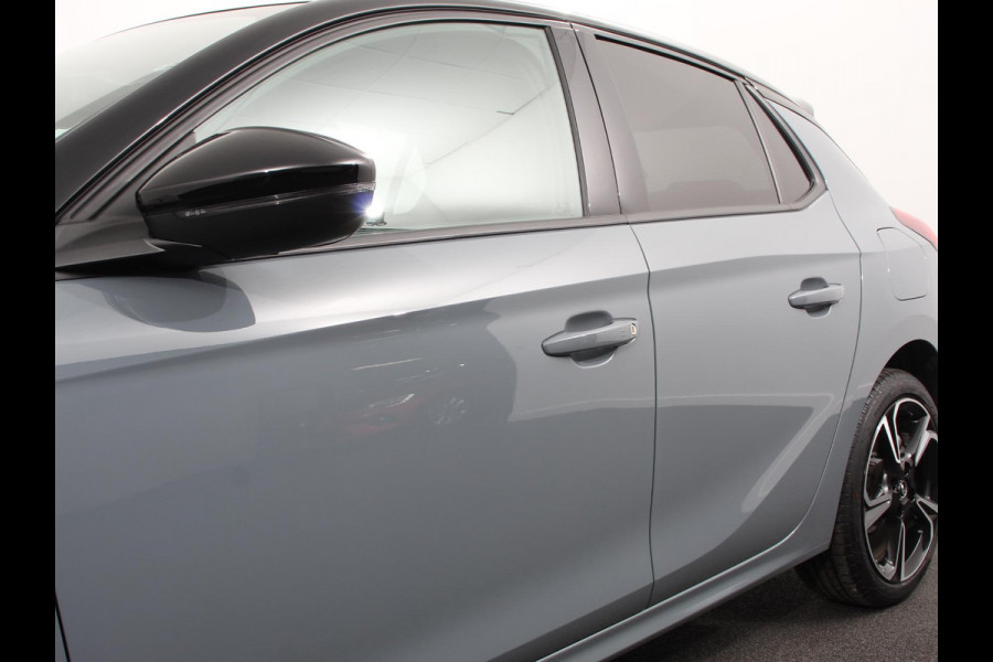Opel Corsa 1.2 Turbo 136pk Hybrid Automaat GS | Navigatie | Apple Carplay/Android Auto | Digitale Cockpit | Camera | Parkeer sensoren | Airco | Lichtmetalen Velgen | Cruise Control