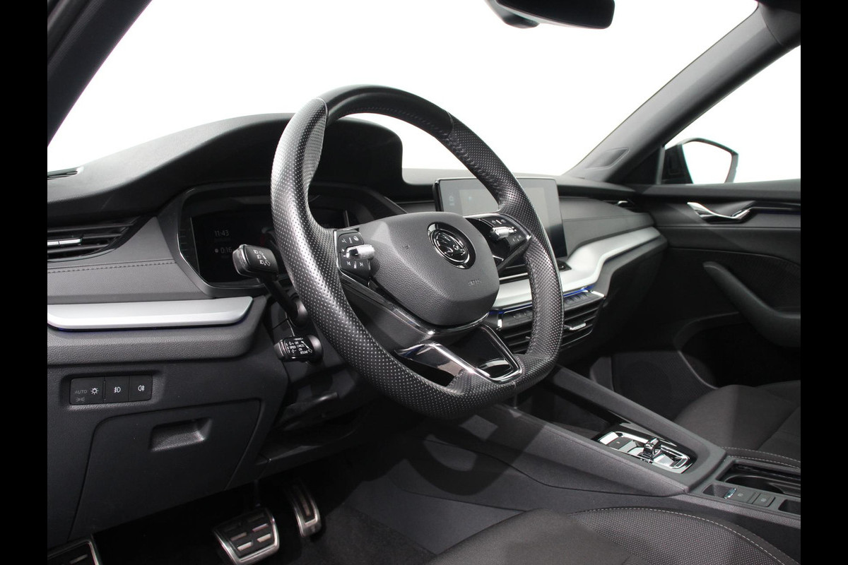 Škoda Octavia 1.0 TSI E-tec DSG Sport Business | Navigatie | Apple Carplay/Android Auto | Adaptive Cruise Control | Parkeersensoren | Blind Spot Assist | Climate Control | Lichtmetalen velgen | Getinte ramen