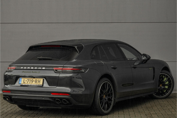 Porsche Panamera Sport Turismo 4.0 Turbo S E-Hybrid Pano Burmester Keramisch Sportstoelen