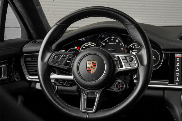 Porsche Panamera Sport Turismo 4.0 Turbo S E-Hybrid Pano Burmester Keramisch Sportstoelen