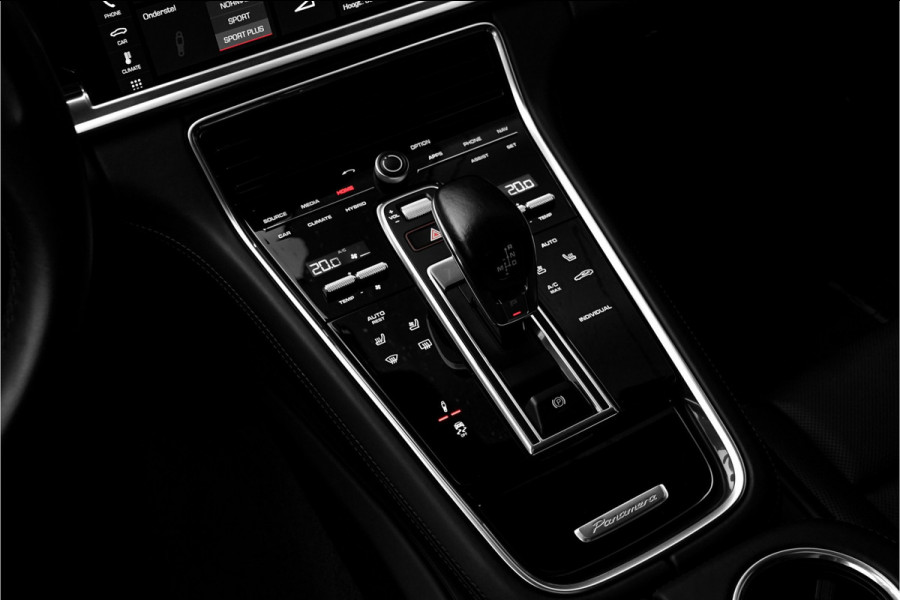 Porsche Panamera Sport Turismo 4.0 Turbo S E-Hybrid Pano Burmester Keramisch Sportstoelen