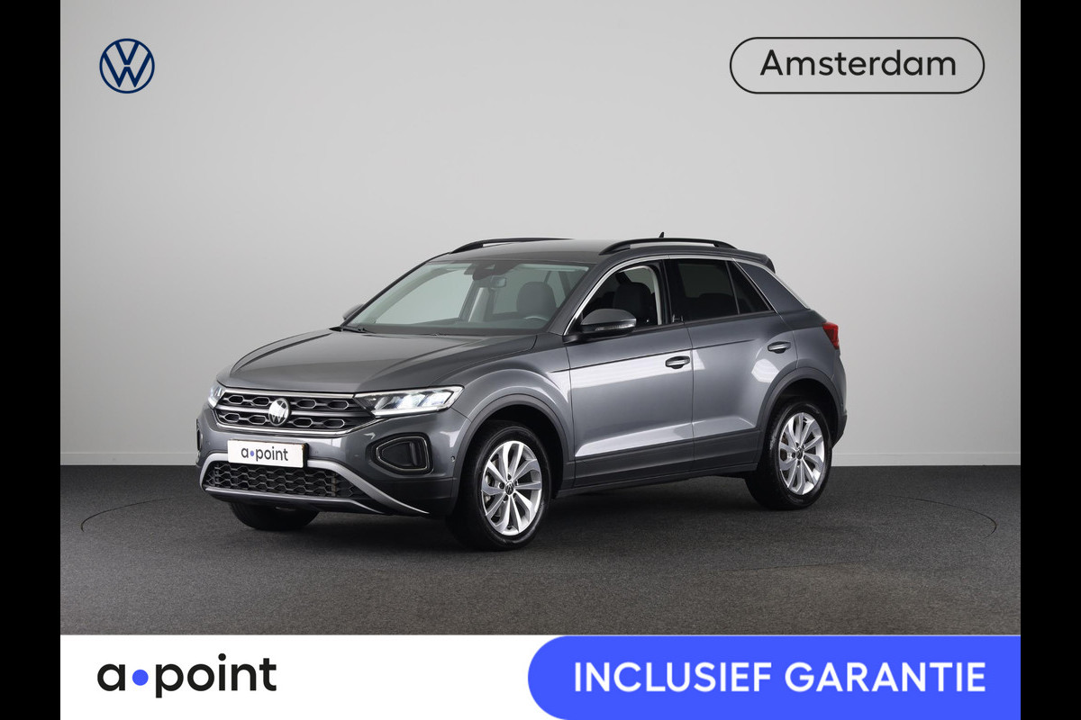 Volkswagen T-Roc 1.5 TSI Life Edition 150 pk Automaat (DSG) | Verlengde garantie | Navigatie via App | Parkeersensoren (Park assist) | Achteruitrijcamera | Adaptieve cruise control | Volkswagen T-Roc 1.5 TSI Life Edition 150 pk Automaat (DSG) | Verlengde garantie | Navigatie via App | Parkeersensoren (Park assist) | Achteruitrijcamera | Adaptieve cruise control |