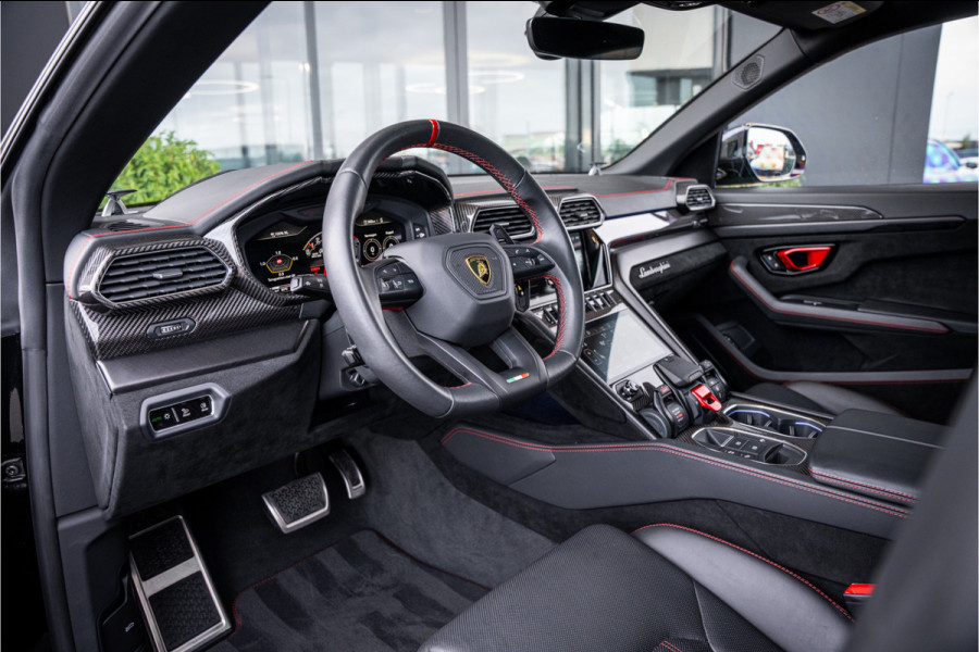 Lamborghini Urus 4.0 V8 Performante - Panorama | Full Carbon | Akrapovic | B&O Advanced | Massage