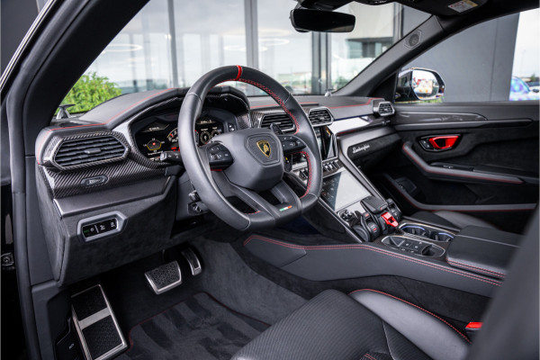 Lamborghini Urus 4.0 V8 Performante - Panorama | Full Carbon | Akrapovic | B&O Advanced | Massage