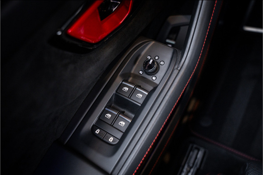 Lamborghini Urus 4.0 V8 Performante - Panorama | Full Carbon | Akrapovic | B&O Advanced | Massage