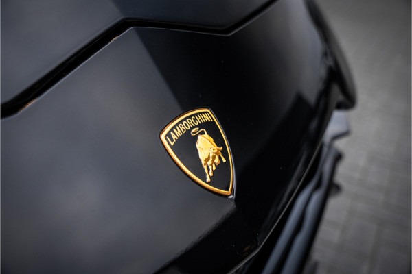 Lamborghini Urus 4.0 V8 Performante - Panorama | Full Carbon | Akrapovic | B&O Advanced | Massage