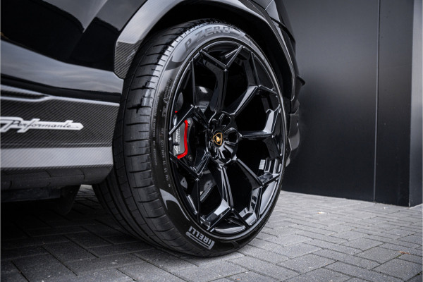 Lamborghini Urus 4.0 V8 Performante - Panorama | Full Carbon | Akrapovic | B&O Advanced | Massage