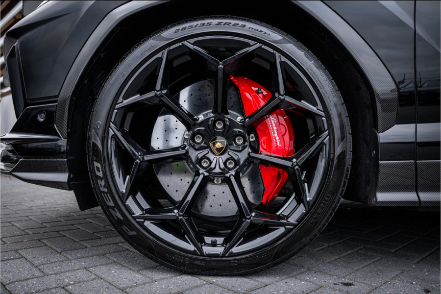 Lamborghini Urus 4.0 V8 Performante - Panorama | Full Carbon | Akrapovic | B&O Advanced | Massage