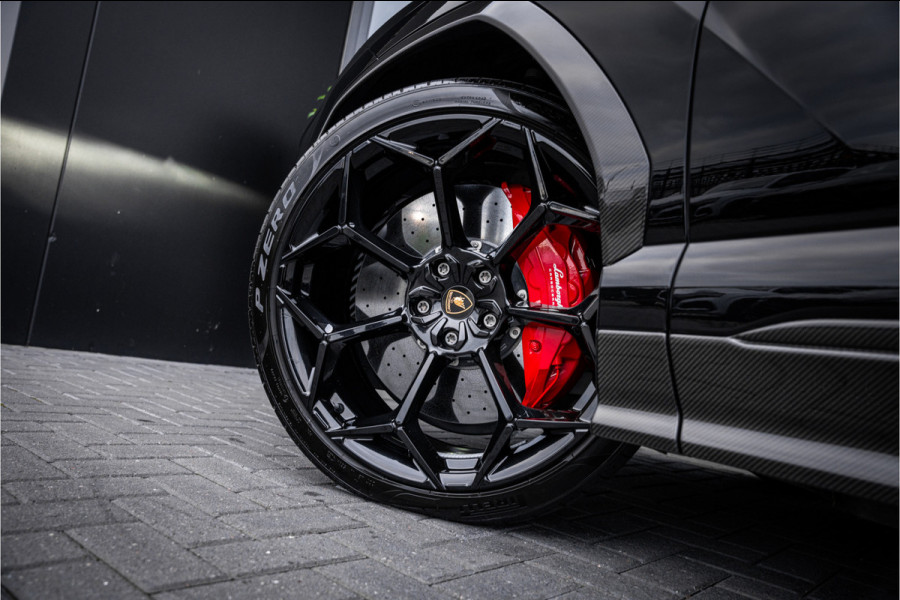 Lamborghini Urus 4.0 V8 Performante - Panorama | Full Carbon | Akrapovic | B&O Advanced | Massage