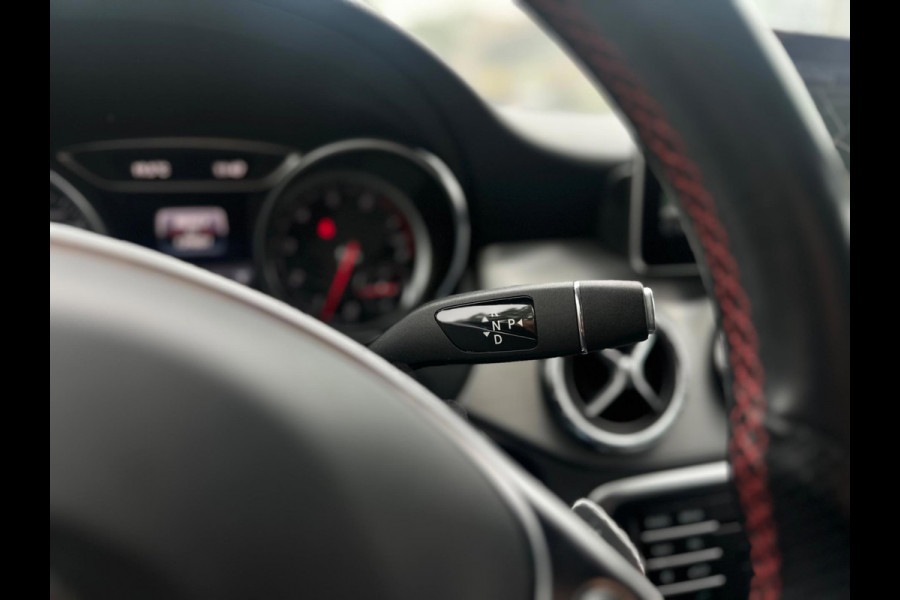 Mercedes-Benz CLA-Klasse Shooting Brake 180 Business solution AMG styling, achteruitrijcamera NL auto met nationale auto pas