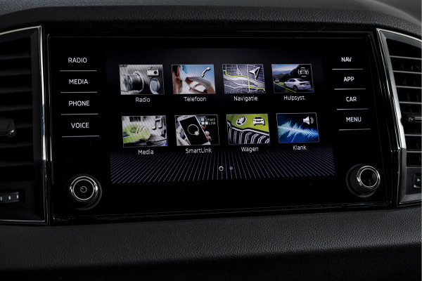 Škoda Karoq 1.5 TSI ACT 150 PK Business Edition - Automaat | Dig. Cockpit | Cruise | Stoel-+Stuurverw. | PDC | Camera | App. Connect | ECC | LED | LM 17" | 1944 Škoda Karoq 1.5 TSI ACT 150 PK Business Edition - Automaat | Dig. Cockpit | Cruise | Stoel-+Stuurverw. | PDC | Camera | App. Connect | ECC | LED | LM 17" | 1944