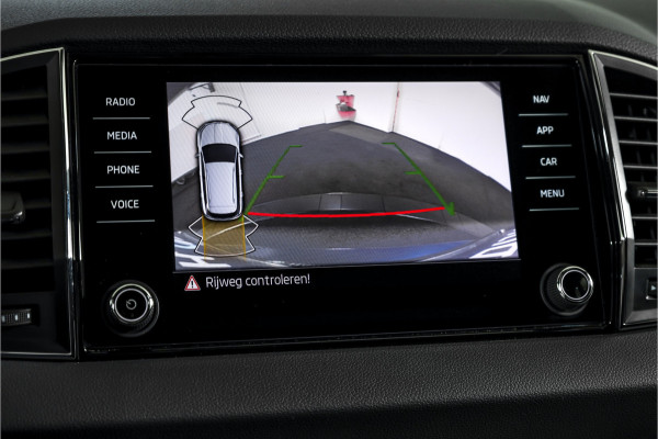Škoda Karoq 1.5 TSI ACT 150 PK Business Edition - Automaat | Dig. Cockpit | Cruise | Stoel-+Stuurverw. | PDC | Camera | App. Connect | ECC | LED | LM 17" | 1944 Škoda Karoq 1.5 TSI ACT 150 PK Business Edition - Automaat | Dig. Cockpit | Cruise | Stoel-+Stuurverw. | PDC | Camera | App. Connect | ECC | LED | LM 17" | 1944