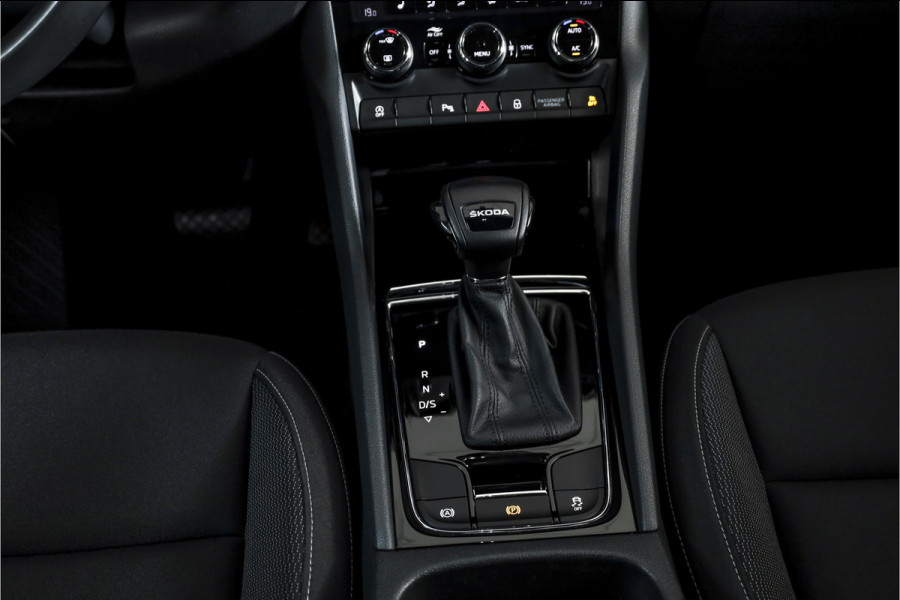 Škoda Karoq 1.5 TSI ACT 150 PK Business Edition - Automaat | Dig. Cockpit | Cruise | Stoel-+Stuurverw. | PDC | Camera | App. Connect | ECC | LED | LM 17" | 1944 Škoda Karoq 1.5 TSI ACT 150 PK Business Edition - Automaat | Dig. Cockpit | Cruise | Stoel-+Stuurverw. | PDC | Camera | App. Connect | ECC | LED | LM 17" | 1944