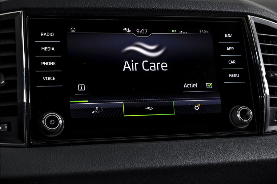 Škoda Karoq 1.5 TSI ACT 150 PK Business Edition - Automaat | Dig. Cockpit | Cruise | Stoel-+Stuurverw. | PDC | Camera | App. Connect | ECC | LED | LM 17" | 1944 Škoda Karoq 1.5 TSI ACT 150 PK Business Edition - Automaat | Dig. Cockpit | Cruise | Stoel-+Stuurverw. | PDC | Camera | App. Connect | ECC | LED | LM 17" | 1944
