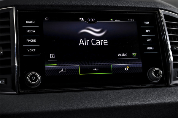 Škoda Karoq 1.5 TSI ACT 150 PK Business Edition - Automaat | Dig. Cockpit | Cruise | Stoel-+Stuurverw. | PDC | Camera | App. Connect | ECC | LED | LM 17" | 1944 Škoda Karoq 1.5 TSI ACT 150 PK Business Edition - Automaat | Dig. Cockpit | Cruise | Stoel-+Stuurverw. | PDC | Camera | App. Connect | ECC | LED | LM 17" | 1944